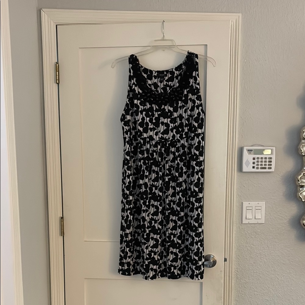 Alfani Black and White Sheath Midi Dress